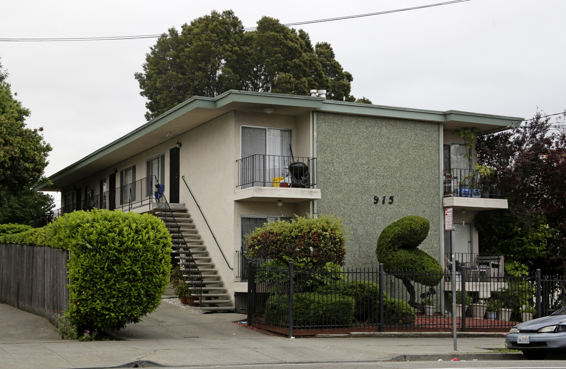 915 55th St in Emeryville, CA - Building Photo