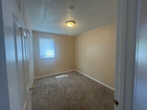 886 Wescott Square in St. Paul, MN - Building Photo - Building Photo