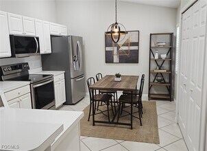 11008 Mill Creek Way in Ft. Myers, FL - Building Photo - Building Photo