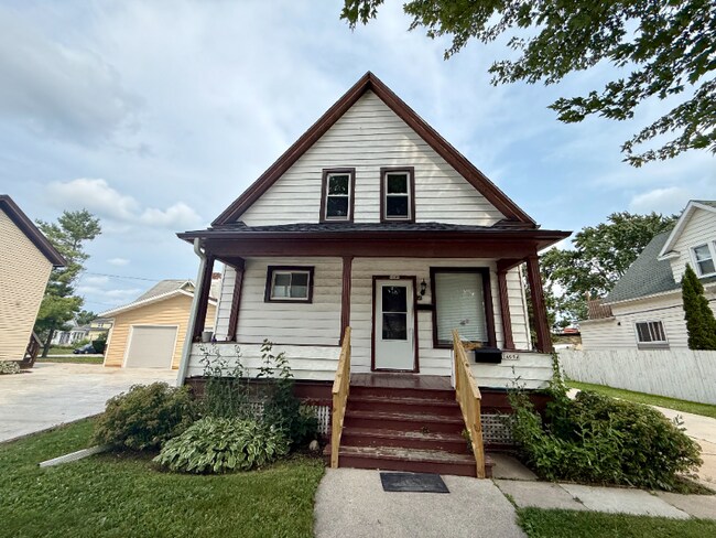 property at 1409 S 17th St