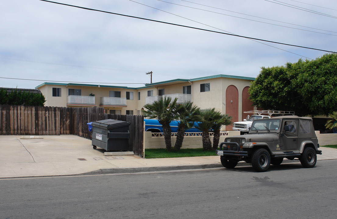 586 7th St in Imperial Beach, CA - Building Photo