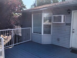 3814 W Glendale St, Unit 202 in Boise, ID - Building Photo - Building Photo