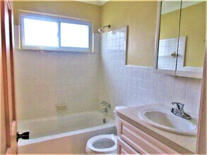 4170 Weddel St in Dearborn Heights, MI - Building Photo - Building Photo