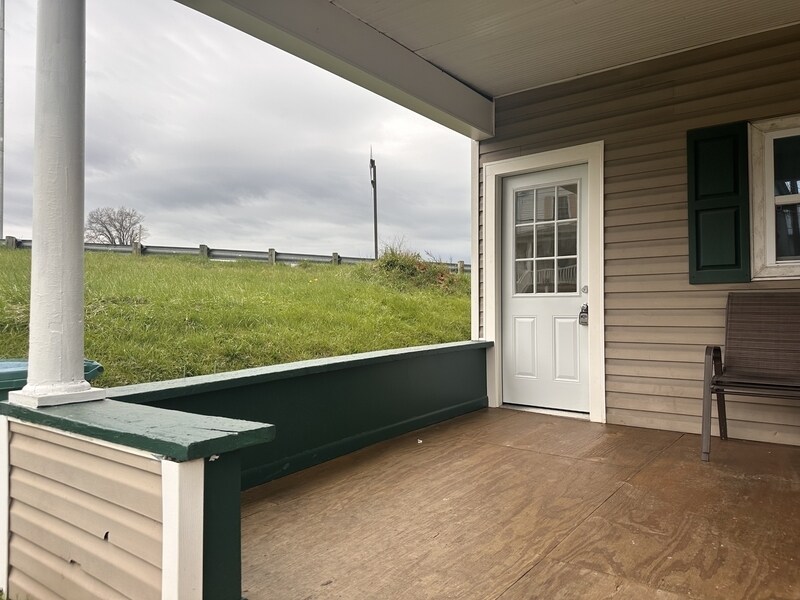 388 Broaddus Ave in Clarksburg, WV - Building Photo