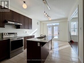 111 Markview Rd in Whitchurch-Stouffville, ON - Building Photo - Building Photo