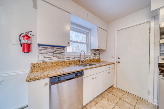 property at 12 Rolling Ridge Rd