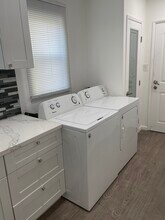 10917 Ayres Ave, Unit Sam in Los Angeles, CA - Building Photo - Building Photo