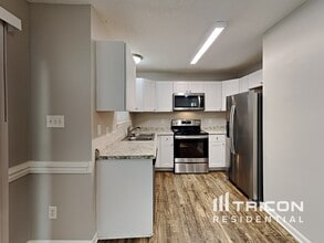 7717 Pence Pond Ln in Charlotte, NC - Building Photo - Building Photo