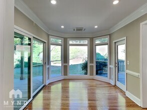 12515 Magnolia Cir in Alpharetta, GA - Foto de edificio - Building Photo