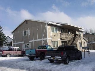 1804 Phoenix Ave in Seward, AK - Foto de edificio