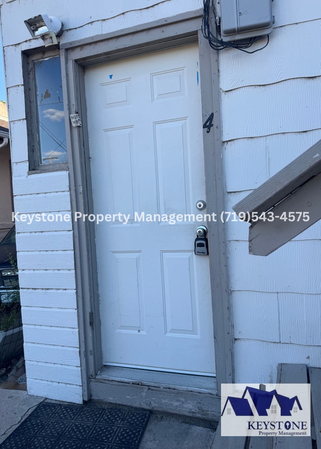 615 W Abriendo Ave in Pueblo, CO - Building Photo - Building Photo