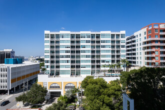 Edgewater Lofts in Miami, FL - Building Photo - Building Photo