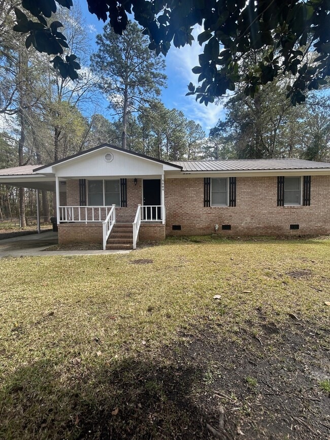 property at 3005 Sawyer St