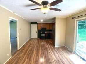 339 Lake Ct Dr in Clarksville, TN - Building Photo - Building Photo