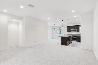 7398 Solstice Pl in Rancho Cucamonga, CA - Building Photo - Building Photo