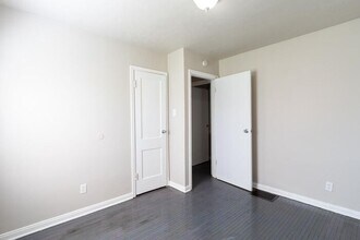 3046 N Temple Ave in Indianapolis, IN - Building Photo - Building Photo
