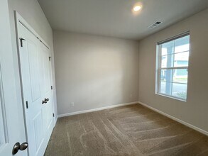 1238 Mason Dl in Columbia, TN - Building Photo - Building Photo