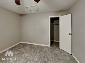 1601 Cardinal Dr in Ennis, TX - Building Photo - Building Photo
