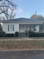 303 Sawyer St in Dublin, GA - Building Photo