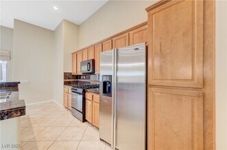 7 Kennesaw Rd in Henderson, NV - Building Photo - Building Photo