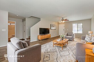 2328 E Meadow Chase Dr in San Tan Valley, AZ - Building Photo - Building Photo