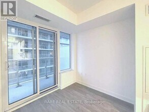 195-2195 Redpath Ave in Toronto, ON - Building Photo - Building Photo