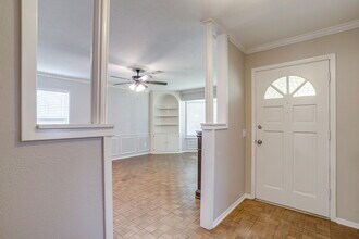 1706 Larkspur Dr in Arlington, TX - Building Photo - Building Photo