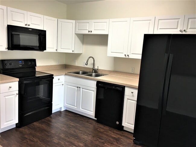 8535 Quarter Horse Dr in Riverview, FL - Building Photo - Building Photo