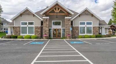 Deer Creek in Spokane, WA - Foto de edificio - Building Photo
