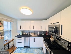 15 W Ferry St in New Hope, PA - Building Photo - Building Photo