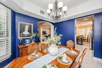 7207 Lake Victoria Rd in Laredo, TX - Building Photo - Building Photo