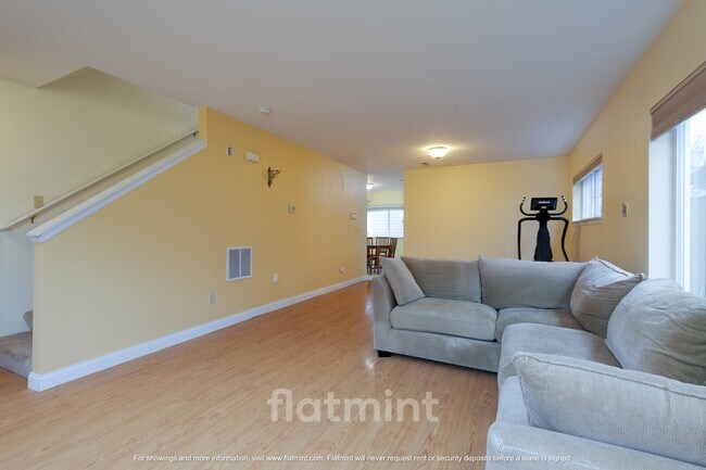 1728 26th Ave S in Seattle, WA - Building Photo - Building Photo