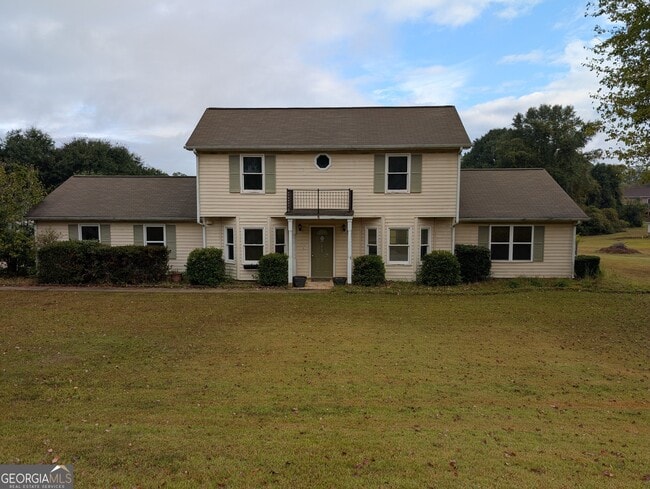 property at 165 Heritage Farm Ln