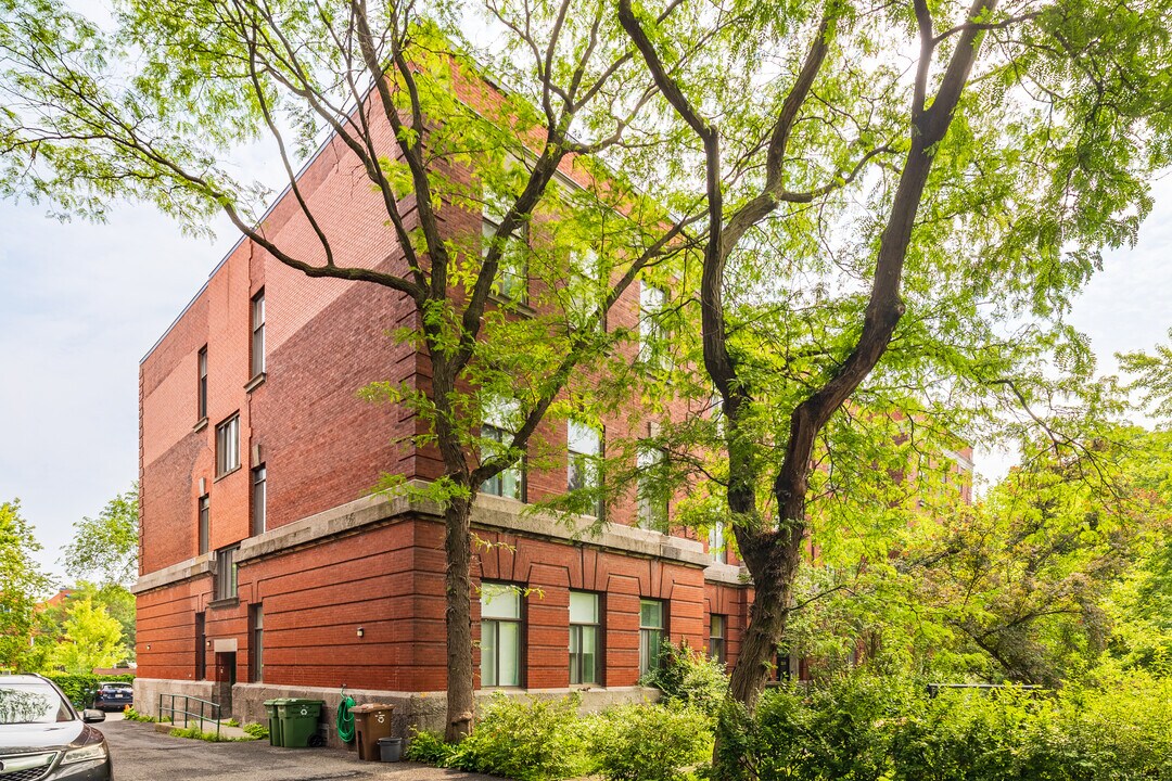 Coopérative D’Habitation Voisins, Voisines in Montréal, QC - Building Photo