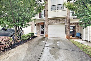 6996 Kingswood Run Dr in Doraville, GA - Building Photo