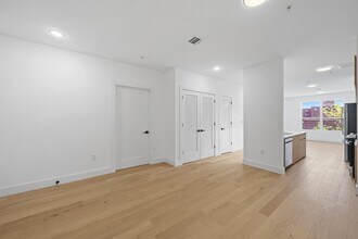649 38th St in Union City, NJ - Building Photo - Building Photo