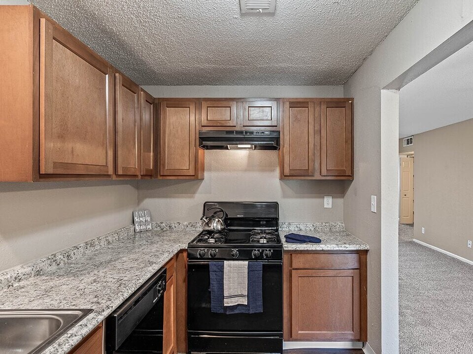 Grant 79 in Overland Park, KS - Foto de edificio