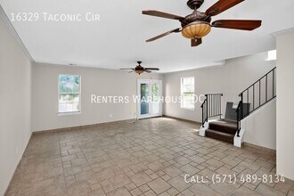 16329 Taconic Cir in Montclair, VA - Building Photo - Building Photo