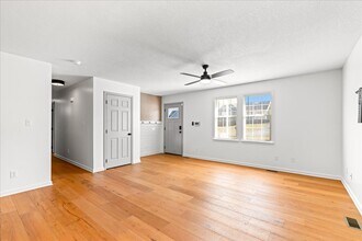 259 Clover Cir in Jacksboro, TN - Building Photo - Building Photo