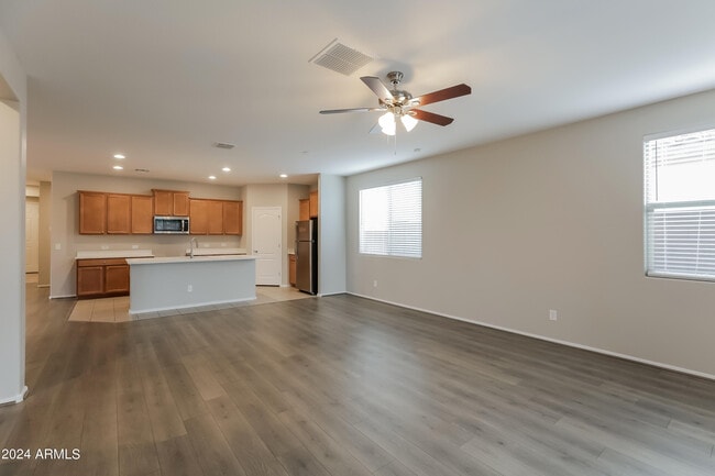 2743 W Apollo Rd in Phoenix, AZ - Building Photo - Building Photo