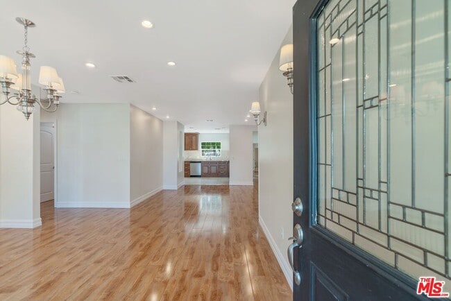 6378 Bertrand Ave in Los Angeles, CA - Building Photo - Building Photo