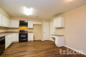 3714 Windy Haven Dr in Houston, TX - Building Photo - Building Photo