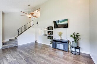 3114 Timber Hill Ln in Aurora, IL - Building Photo - Building Photo