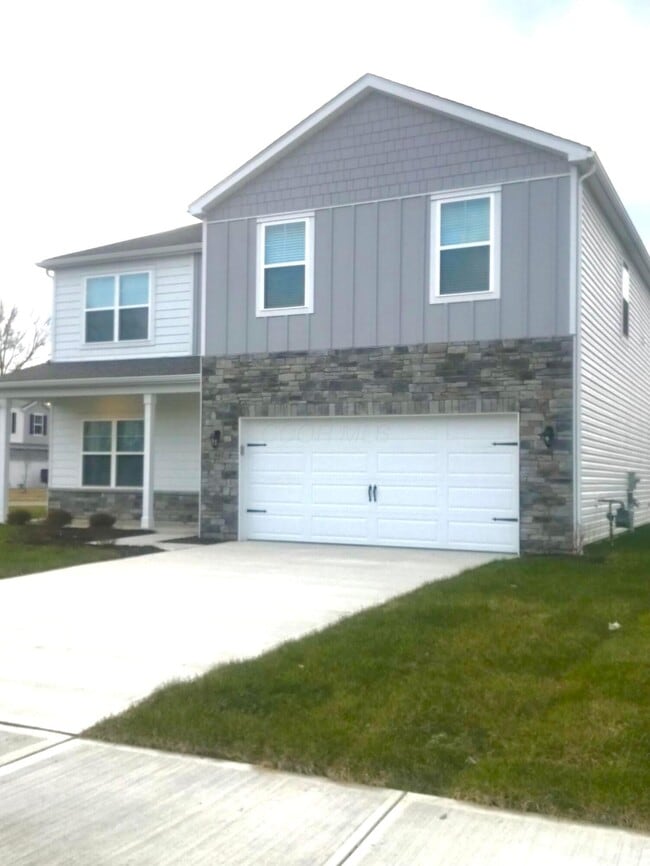 property at 467 Garnet Rnch Dr