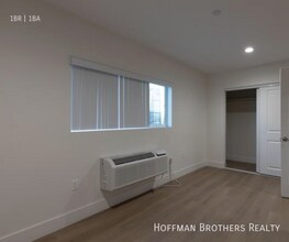 7311 S Broadway in Los Angeles, CA - Building Photo - Building Photo