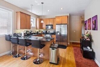4210 N California Ave in Chicago, IL - Building Photo - Building Photo