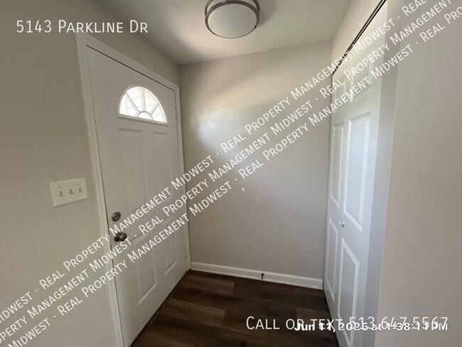 5143 Parkline Dr in Columbus, OH - Building Photo - Building Photo