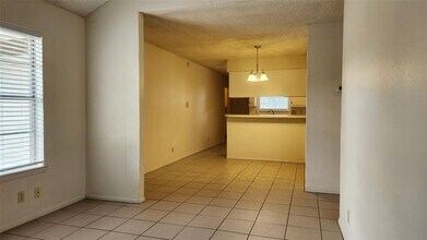 1401 Westcott Dr in Round Rock, TX - Building Photo - Building Photo