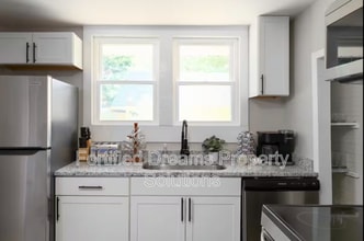 913 Hutton St in Winston-Salem, NC - Building Photo - Building Photo