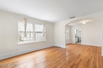 4548 French St in Jacksonville, FL - Foto de edificio - Building Photo